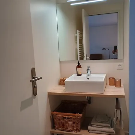 Agreables Independantes - Centre 3* Кутанс